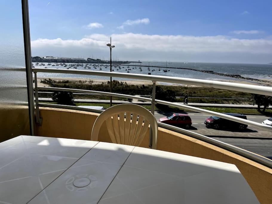 Apartment Cadre Parfait En Face Du Port, Confortable